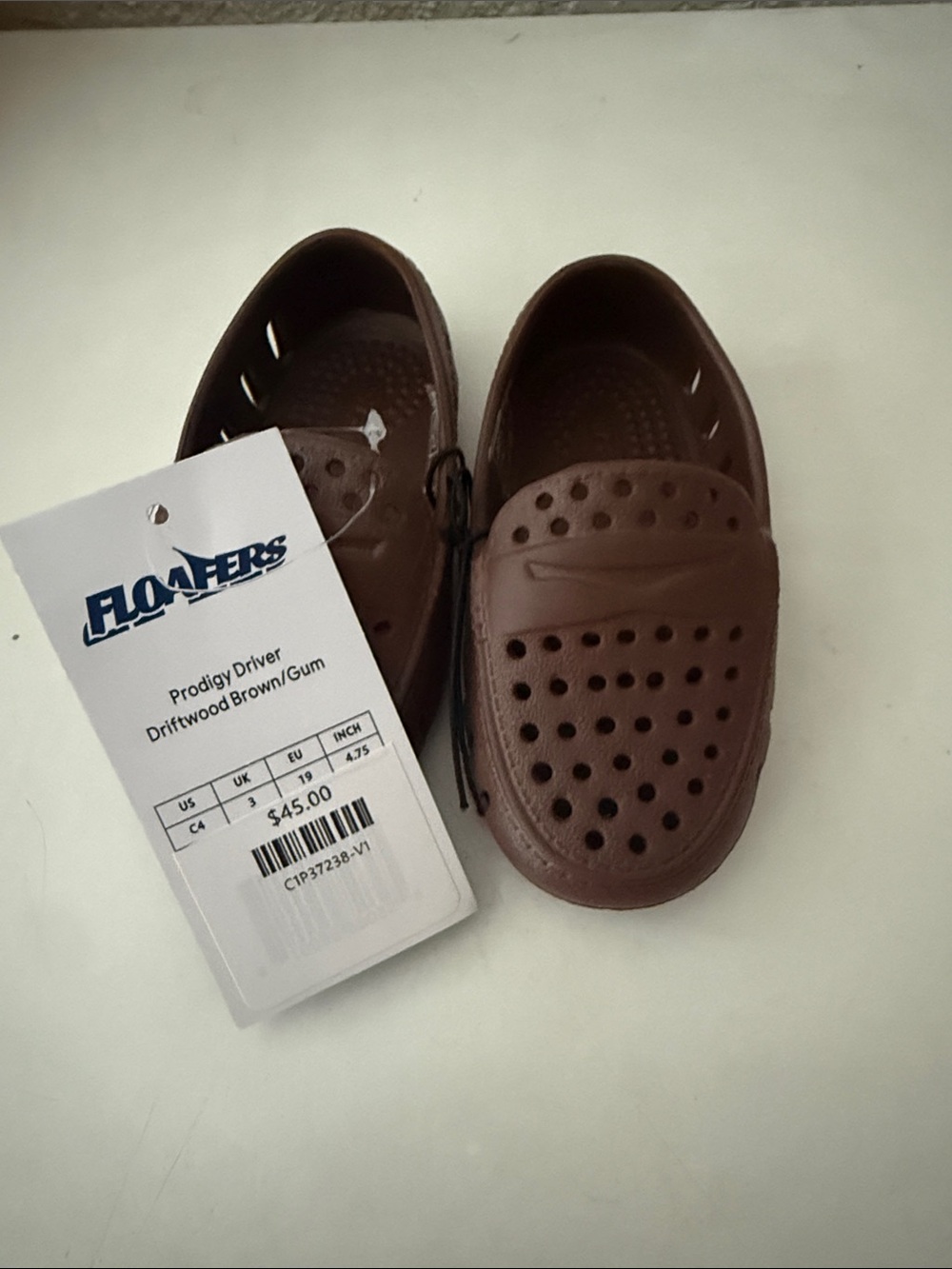 Floaters Prodigy Driver Kids Water Shoes in Driftwood Brown